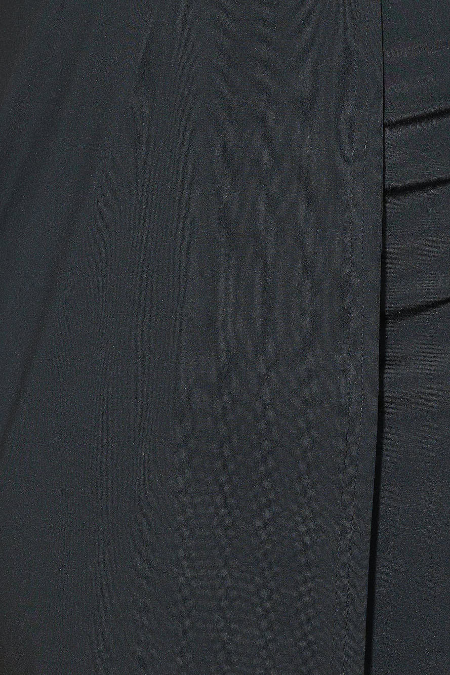 Fit In Everywhere Midi Dress Black